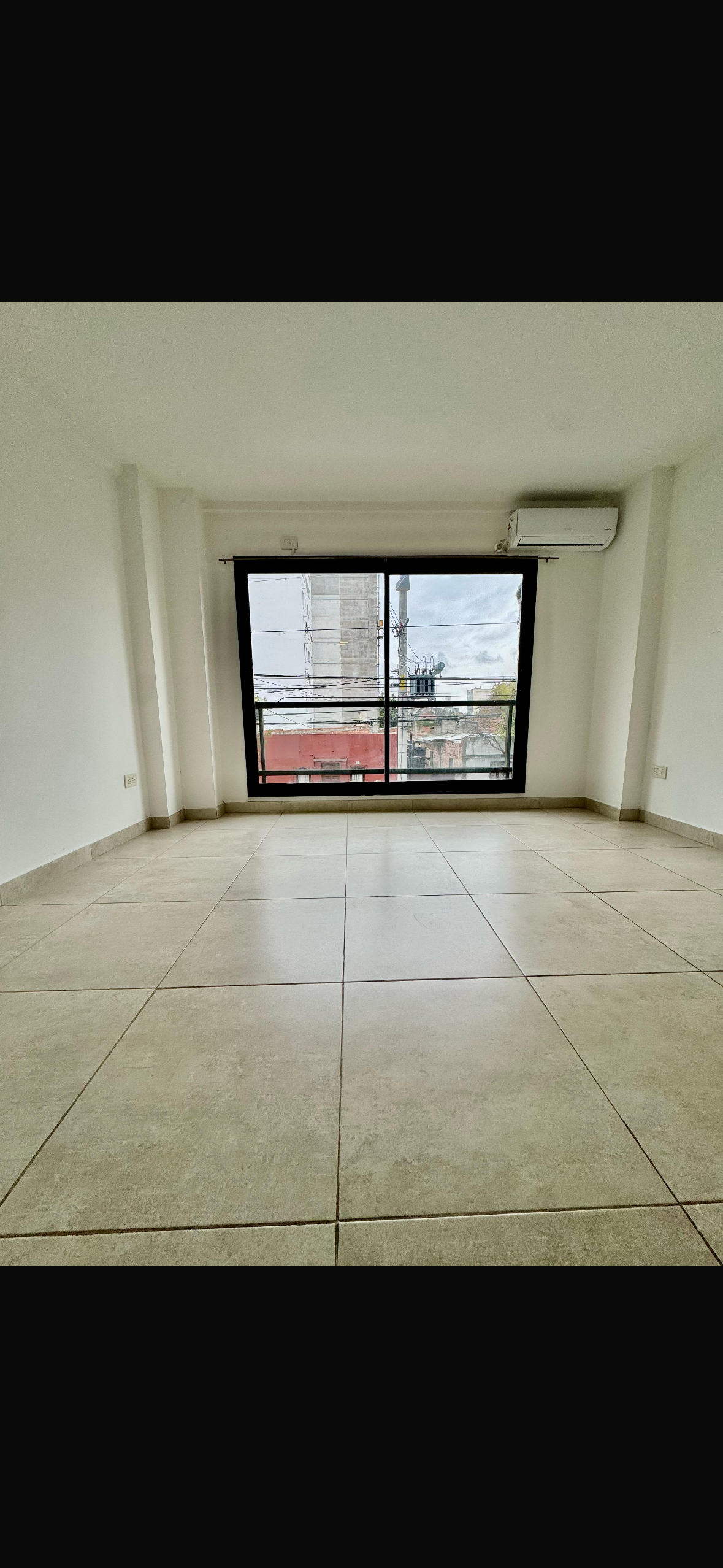 Arenales 742